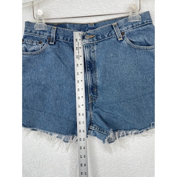 Levis 550 Vintage High Rise Relaxed Fit Cutoff Denim Shorts Blue Womens 30 - Picture 8 of 9
